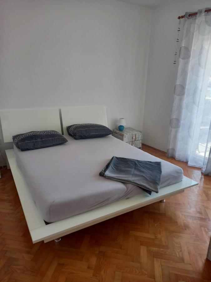 Apartman Rebeka Jezera Extérieur photo