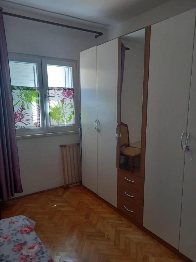 Apartman Rebeka Jezera Extérieur photo