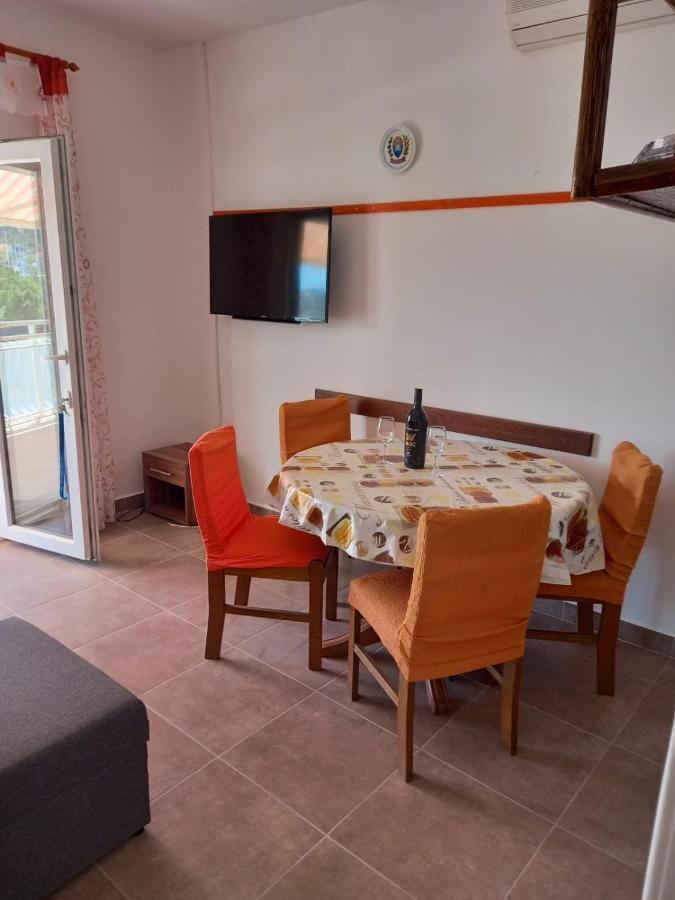 Apartman Rebeka Jezera Extérieur photo