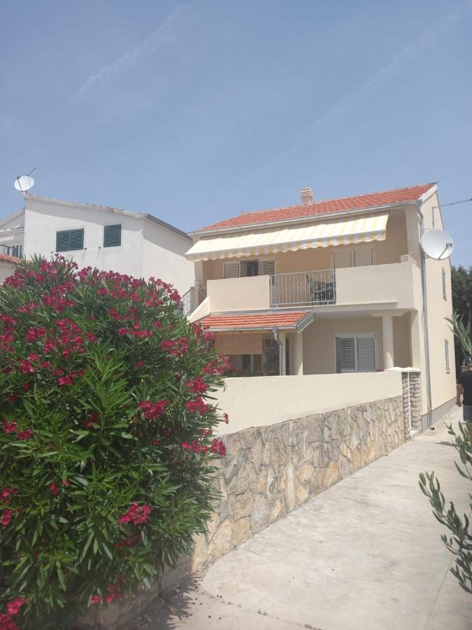 Apartman Rebeka Jezera Extérieur photo
