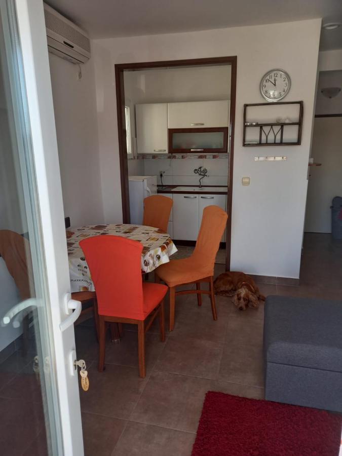 Apartman Rebeka Jezera Extérieur photo