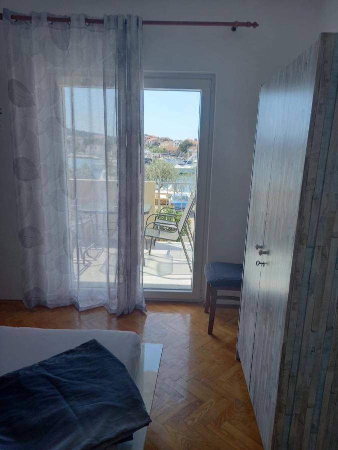 Apartman Rebeka Jezera Extérieur photo