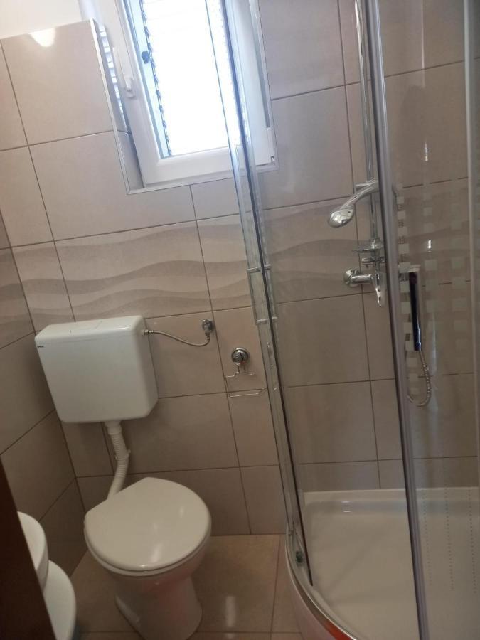Apartman Rebeka Jezera Extérieur photo